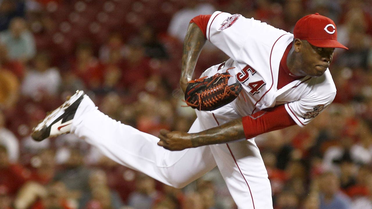 Reds' Chapman suffers first blown save at home since 2012